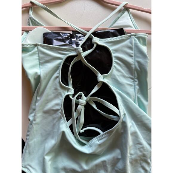 Aerie One Piece Swimsuit Seafoam Light Blue Keyhole Front Strappy Back Sz Medium - Picture 2 of 8